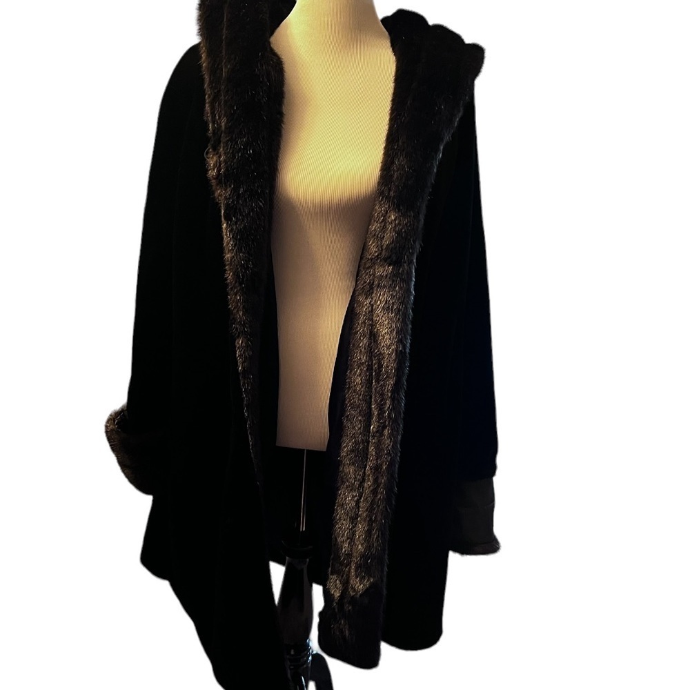 Gallery faux fur, womens Lg - Picture 3 of 9